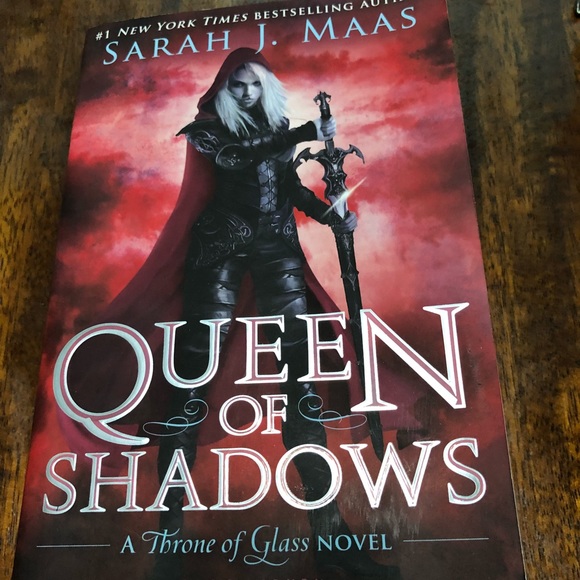 Thorne Of Glass Novel by Sarah J. Maas - Picture 6 of 6